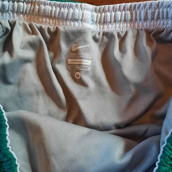 Nike Tempo Shorts - Picture 4 of 4